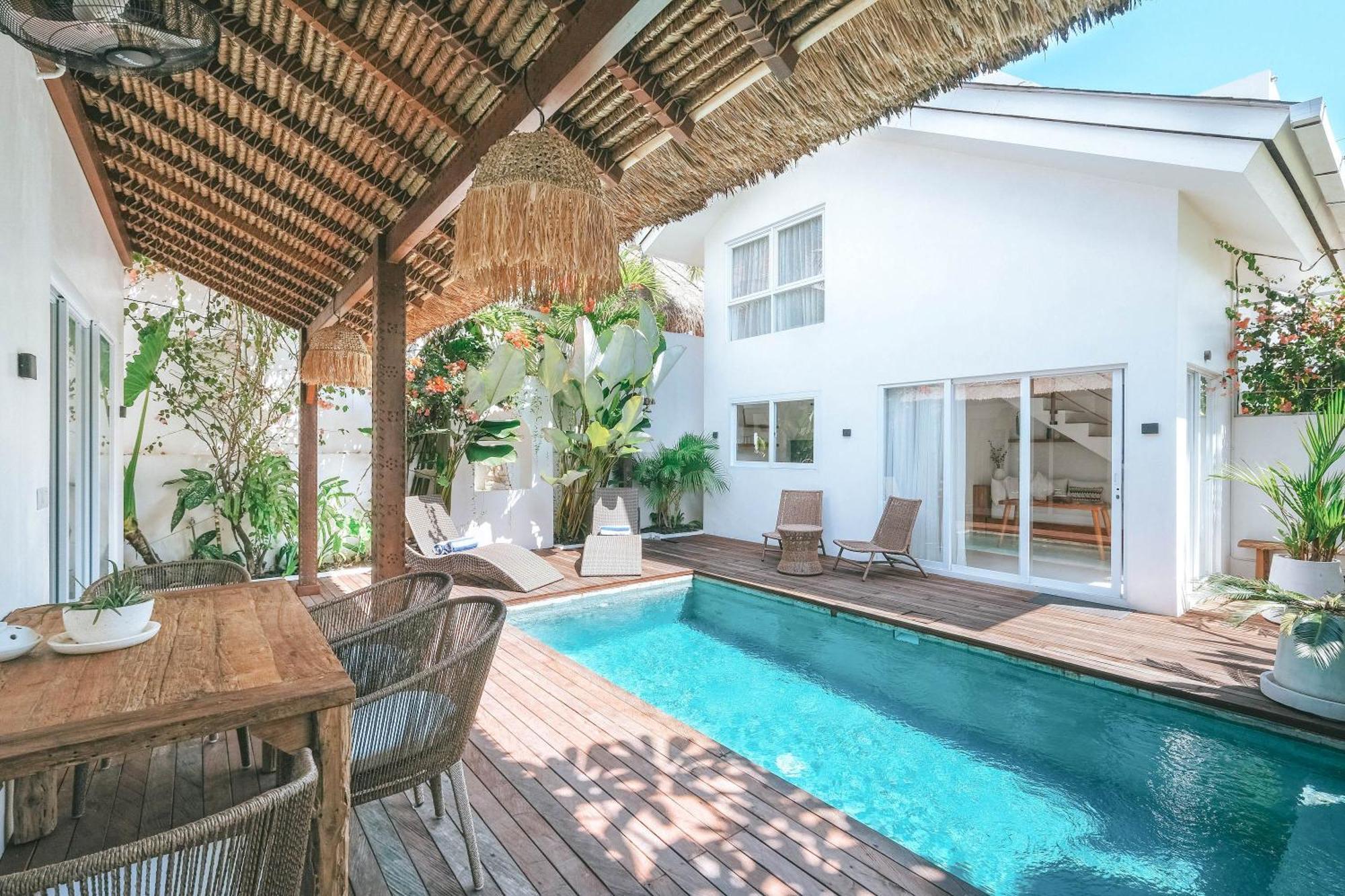 Sun & Moon Villa Canggu Exteriör bild