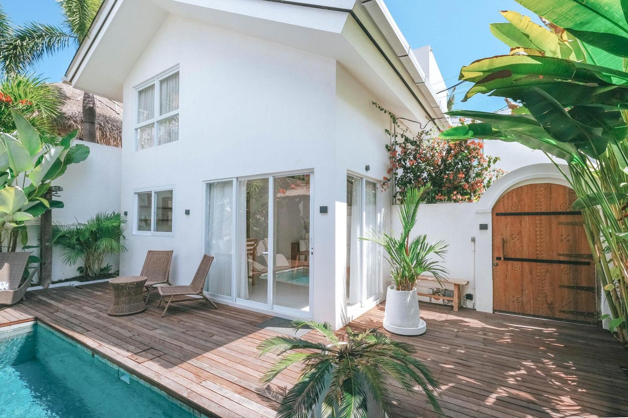 Sun & Moon Villa Canggu Exteriör bild
